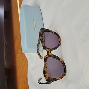 NWOT Karen Walker "Number One" sunglasses